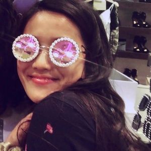 Meet your Posher, Katherine